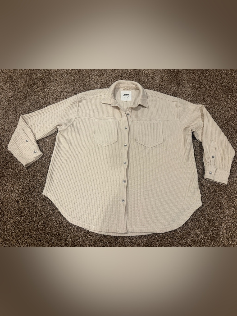 NEW WITHOUT TAG AERIE OVERSIZED BUTTON DOWN SHIRT SIZE SMALL